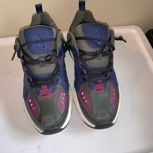 ** SOLD** Nike Sneakers